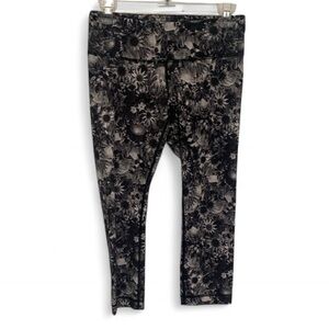 Lululemon Flowabunga Gray Floral Cropped Leggings